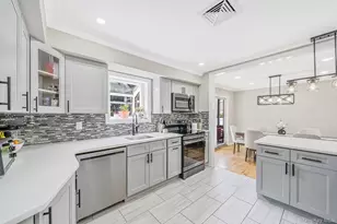 95 Colonial Dr, Massapequa, NY 11758 - Photo 14