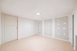 41 Orchard St, Farmingdale, NY 11735 - Photo 24