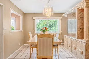 41 Orchard St, Farmingdale, NY 11735 - Photo 8