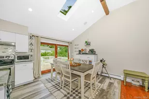 341 Avenue B, Ronkonkoma, NY 11779 - Photo 12