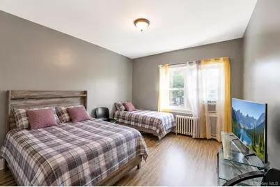 12028 178th Street, Jamaica, NY 11434 - Photo 32