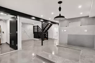 25-47 71st St, East Elmhurst, NY 11370 - Photo 16