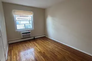 148-56 262nd Pl, Rosedale, NY 11422 - Photo 6