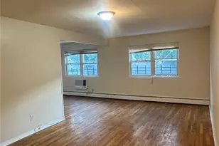 148-56 262nd Pl, Rosedale, NY 11422 - Photo 2