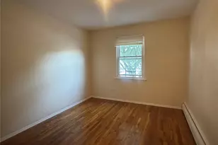 148-56 262nd Pl, Rosedale, NY 11422 - Photo 10