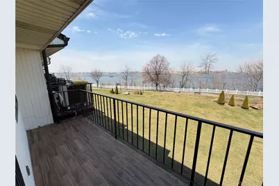 12021 Riviera Court #5B, College Point, NY 11356 - Photo 8