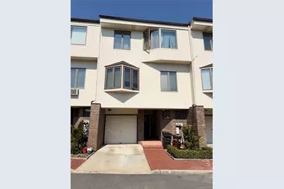 12021 Riviera Court #5B, College Point, NY 11356 - Photo 1