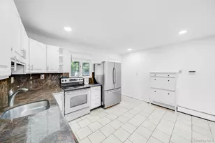 201 Acre Ln, Hicksville, NY 11801 - Photo 2