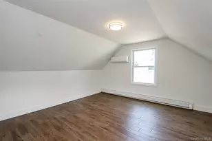 12 Garland, Westbury, NY 11590 - Photo 20