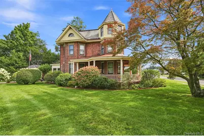 349 Albany Avenue, Kingston, NY 12401 - Photo 2
