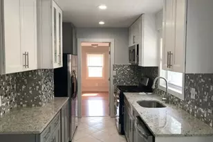 100 Earle Ave, Lynbrook, NY 11563 - Photo 4
