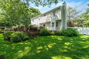 2 Piedmont Ct, Centereach, NY 11720 - Photo 46
