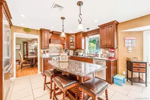 2 Piedmont Ct, Centereach, NY 11720 - Photo 10