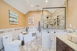 2 Piedmont Ct, Centereach, NY 11720 - Photo 28