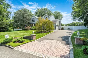 2 Piedmont Ct, Centereach, NY 11720 - Photo 2