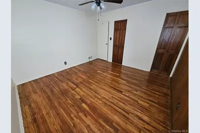248-41 Thebes Avenue, Little Neck, NY 11362 - Photo 14
