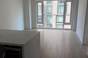 505 W 43rd St, New York, NY 10036 - Photo 4
