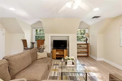 31 Crosby Place, Cold Spring Harbor, NY 11724 - Photo 30
