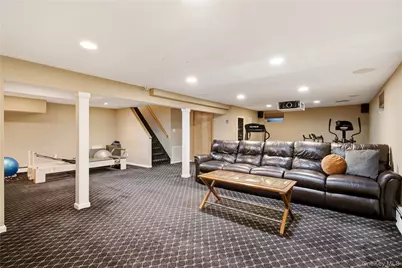 31 Crosby Place, Cold Spring Harbor, NY 11724 - Photo 32