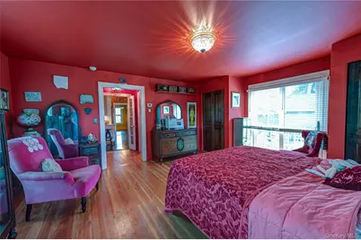 502 Brooklyn Boulevard, Brightwaters, NY 11718 - Photo 8