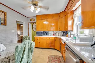 154-24 12th Rd, Whitestone, NY 11357 - Photo 14