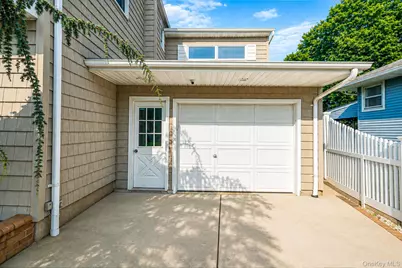 752 Oakfield Avenue, Bellmore, NY 11710 - Photo 34