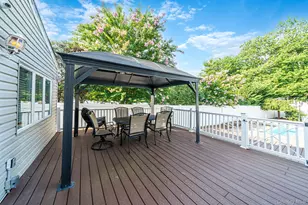 752 Oakfield Ave, Bellmore, NY 11710 - Photo 40