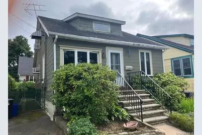 233 8th Avenue, Sea Cliff, NY 11579 - Photo 2