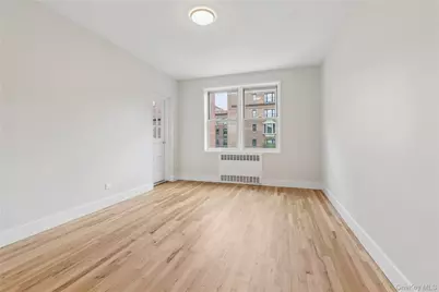 68-61 Yellowstone Boulevard #610, Forest Hills, NY 11375 - Photo 6