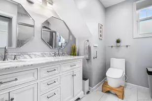 126 Rutland Ave, Rockville Centre, NY 11570 - Photo 18