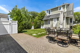 126 Rutland Ave, Rockville Centre, NY 11570 - Photo 28