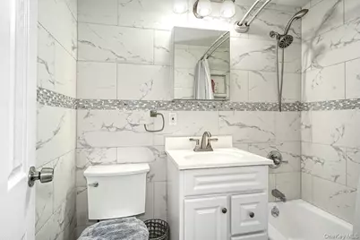 709 Warburton Avenue #2F, Yonkers, NY 10701 - Photo 16
