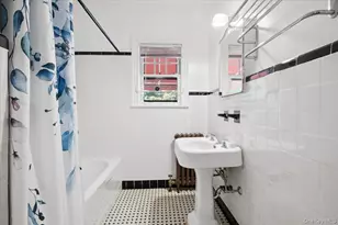 641 Secor Rd, Hartsdale, NY 10530 - Photo 16