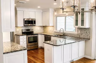 32 Hagan Dr, Poughkeepsie, NY 12603 - Photo 2