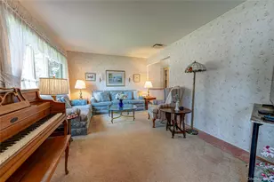 607 7 Ave, East Northport, NY 11731 - Photo 6