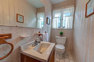 607 7 Ave, East Northport, NY 11731 - Photo 20