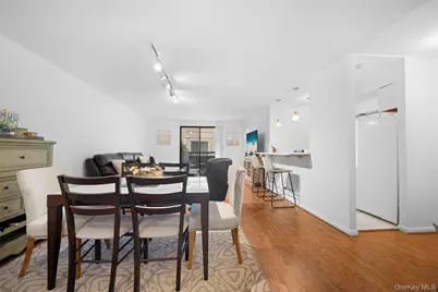 141 Great Neck Road #2H, Great Neck, NY 11021 - Photo 6
