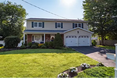 165 Pepperidge Road, Oakdale, NY 11769 - Photo 1