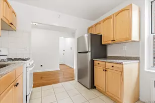 82-40 Austin St, Kew Gardens, NY 11415 - Photo 16