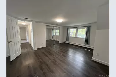8 Daly Drive, Riverhead, NY 11901 - Photo 12