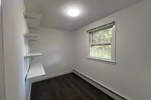 8 Daly Dr, Riverhead, NY 11901 - Photo 14