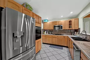 1537 Madison St, Elmont, NY 11003 - Photo 6
