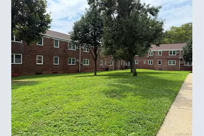 226-09 Union Turnpike #B, Oakland Gardens, NY 11364 - Photo 16