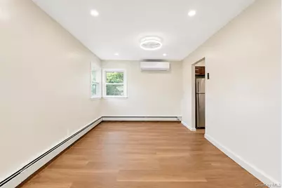 83 Louis Avenue, Elmont, NY 11003 - Photo 8