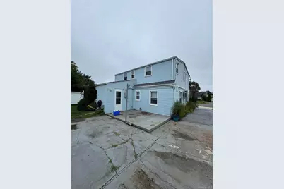10 Park Court, Farmingdale, NY 11735 - Photo 2