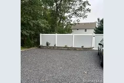 16 Ocean Avenue, East Quogue, NY 11942 - Photo 6