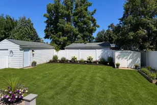 50 Notre Dame Ave, Hicksville, NY 11801 - Photo 12