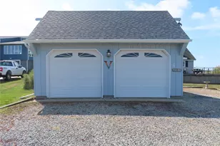 7 Captree, Babylon, NY 11702 - Photo 20