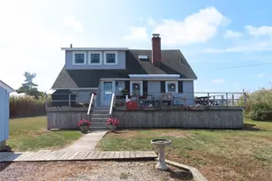 7 Captree, Babylon, NY 11702 - Photo 2
