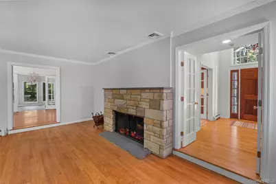 23 Cliff Road, Port Jefferson, NY 11777 - Photo 10